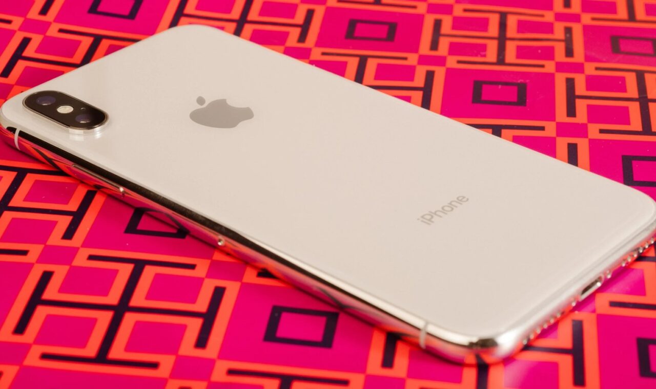 Apple proglasio iPhone X i 15-inčni MacBook Pro iz 2018. zastarjelima