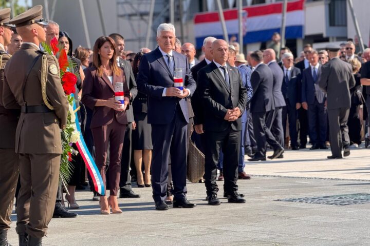 Čović u Kninu: Oluja je Hrvatskoj donijela slobodu, a BiH otvorila put miru