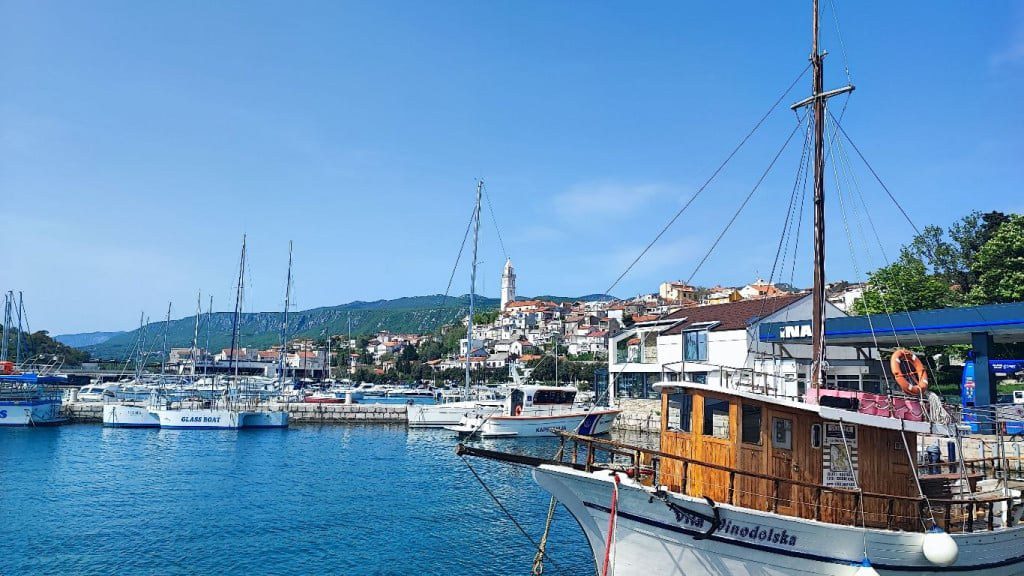 Crveni križ ŽZH-a organizira besplatno ljetovanje za djecu u Novom Vinodolskom, prijave do 14. kolovoza