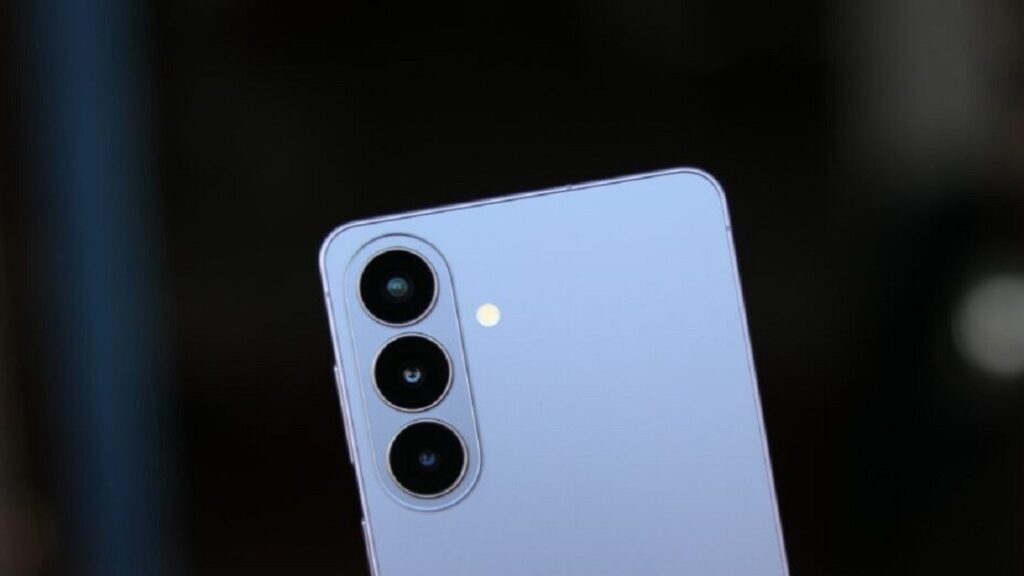 Galaxy S27 Pro mogao bi dobiti slabiju telefoto kameru od očekivane