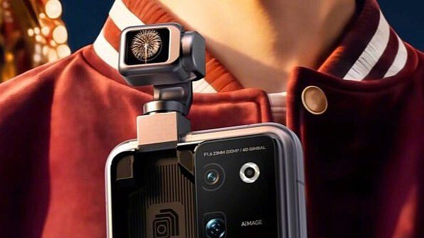 Honor u Kini predstavio Robot Phone s 200 MP gimbal kamerom i AI pratiteljem