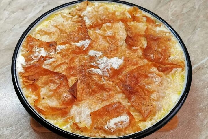 Kupljene jufke traže dodatnu vlagu prije pečenja, a ovaj preljev radi razliku
