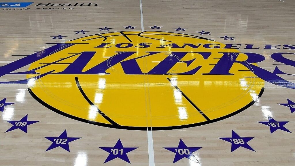 Lakersi mijenjaju vlasnike u poslu vrijednom 12 milijardi dolara