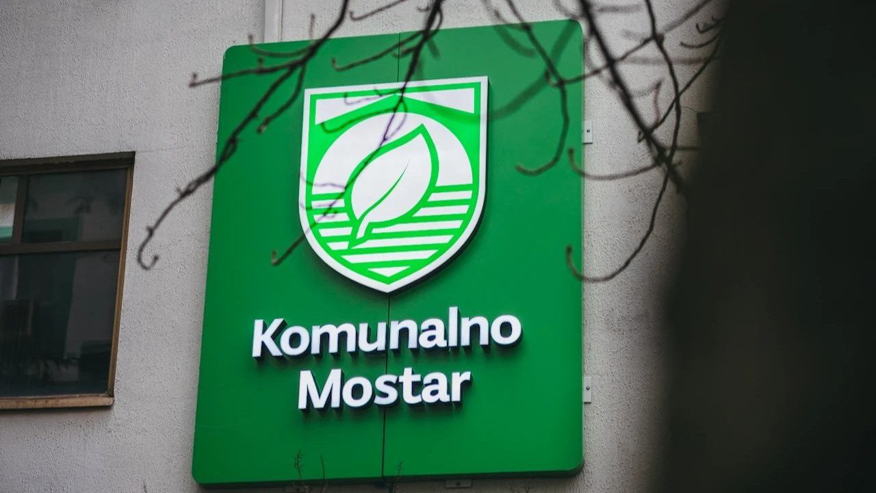 Mostar: Komunalno raspisalo oglas za 14 radnika nakon otkaza 22 zaposlenika