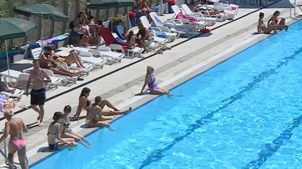 Narandžasto upozorenje za cijelu BiH: građani spas od vrućina traže na bazenima i uz rijeke