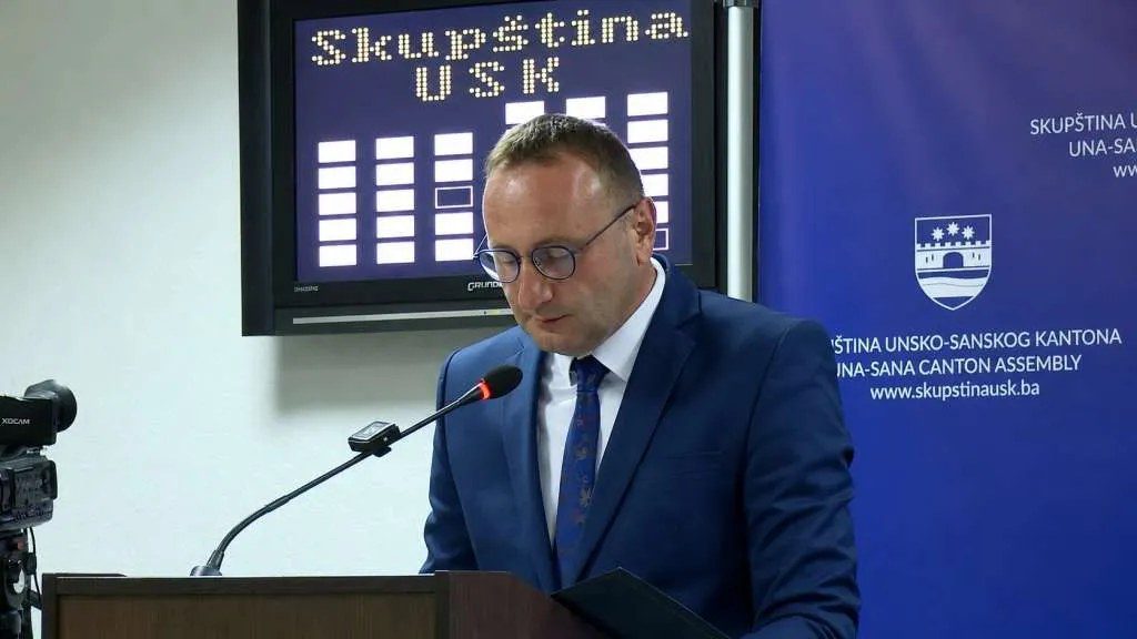 Nova vlada Unsko-sanskog kantona imenovana nakon smjene većine