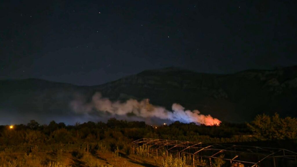 Novi požar na deponiji Uborak, vatrogasci na terenu