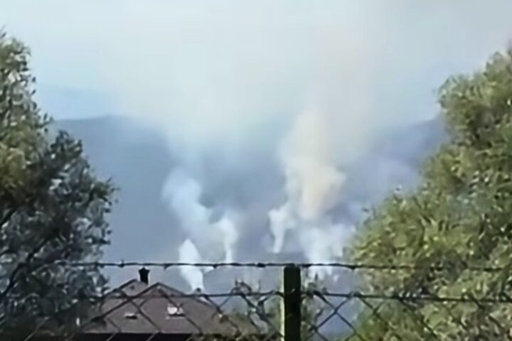 Požar na Plješevici širi se kroz minsko područje, zatražen i helikopter Oružanih snaga BiH