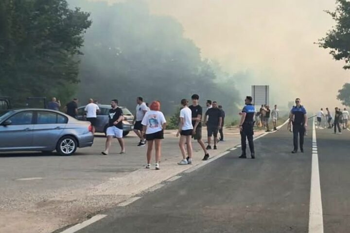 Požari kod Tomislavgrada: Air Tractori pet puta djelovali iz zraka i izbacili 15.500 litara vode