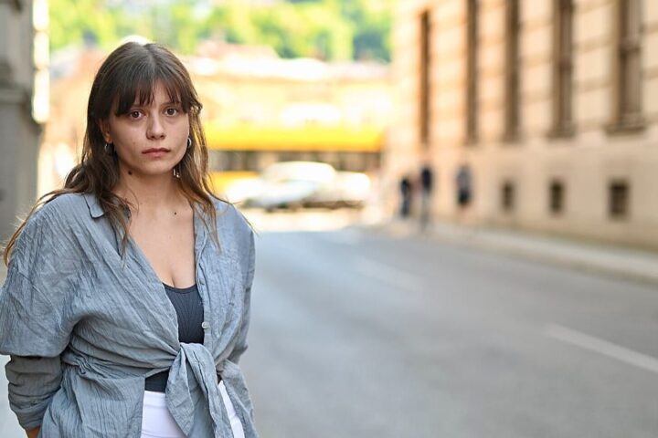 Tara Gajović s filmom “Preko praga” u takmičarskom dijelu SFF-a: priča o mladim mladencima i pritiscima okoline