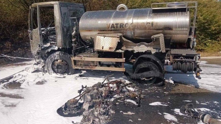 Teška nesreća kod Mostara: motocikl i vatrogasno vozilo su se sudarili i planuli