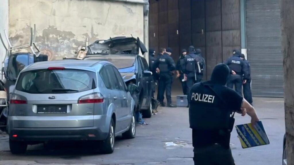 Troje uhićenih u međunarodnoj akciji protiv krijumčarskih mreža