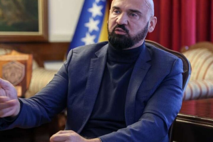 U FBiH još nema pravno uređen postupak promjene spola, Isak kaže da je potez na Ministarstvu zdravstva