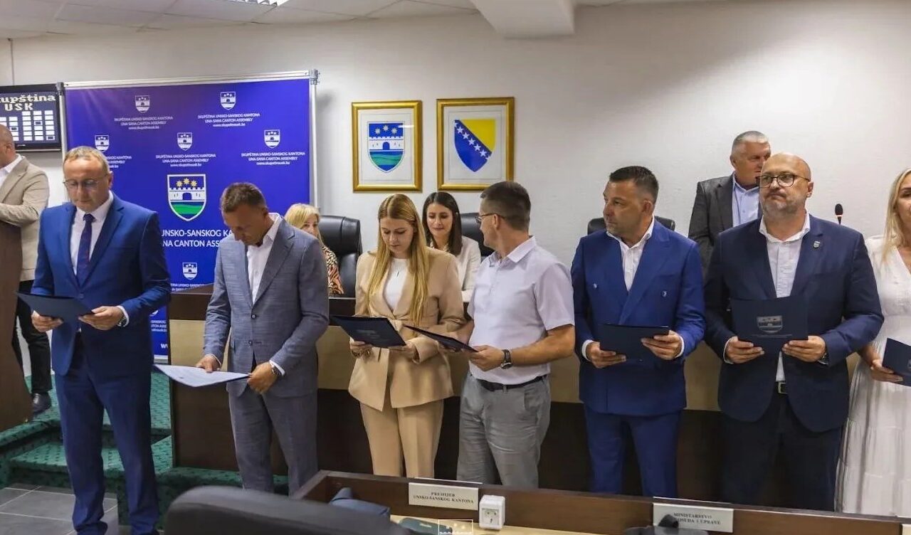 USK dobio novu vladu pred izbore, Dizdarić novi premijer